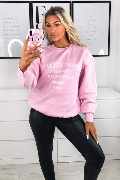 Light pink best sale sweatshirt outfit