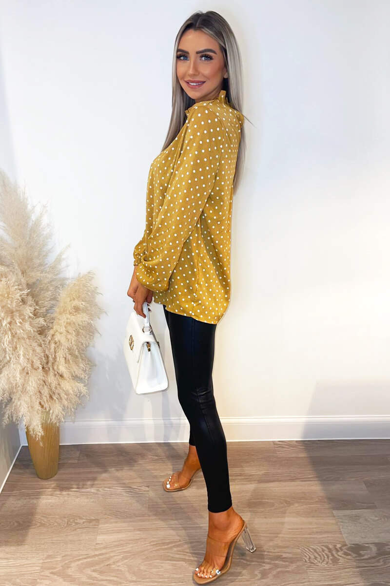 Mustard polka dot store top